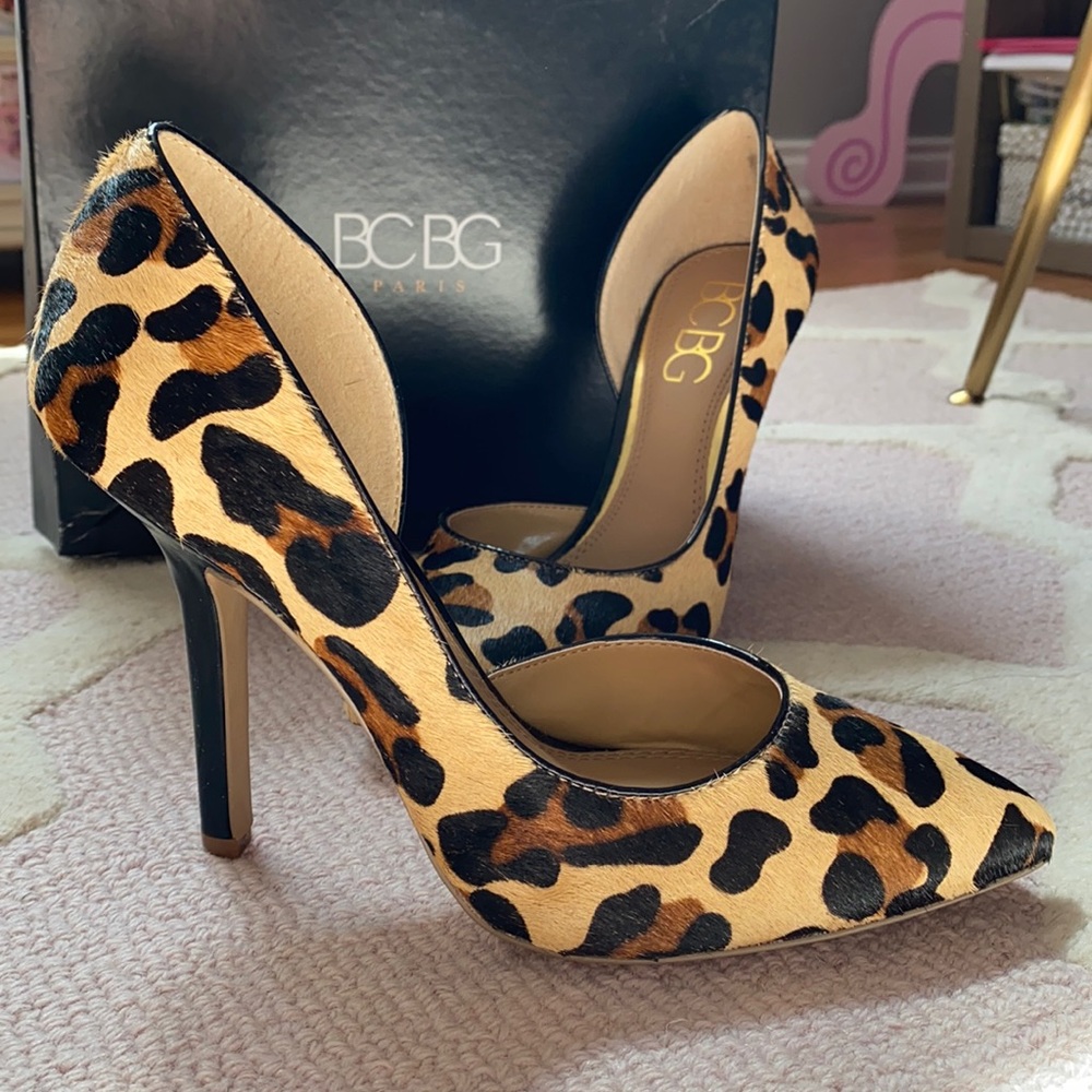 Never worn BCBG Leopard print heels